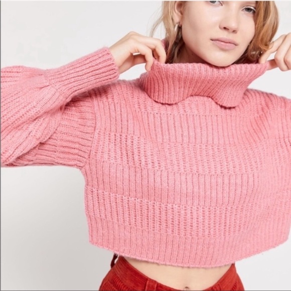 Urban Outfitters Cropped Balloon Sleeve Knit Pullover Sweater in Pink - Picture 2 of 12